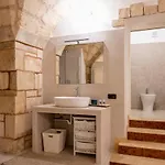 Leondari V Collection أوترانتو