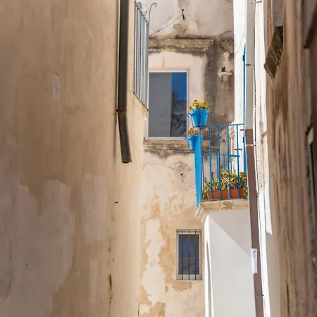 Leondari V Collection Hébergement de vacances *