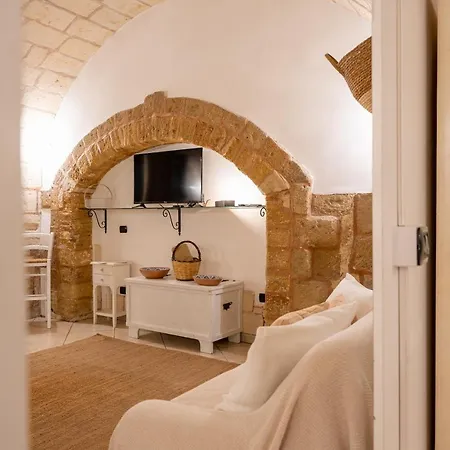 Leondari V Collection