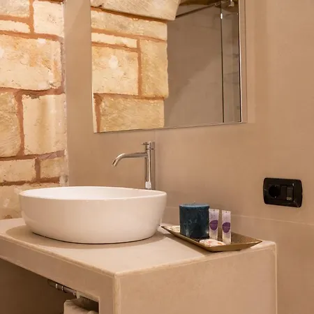 Leondari V Collection *