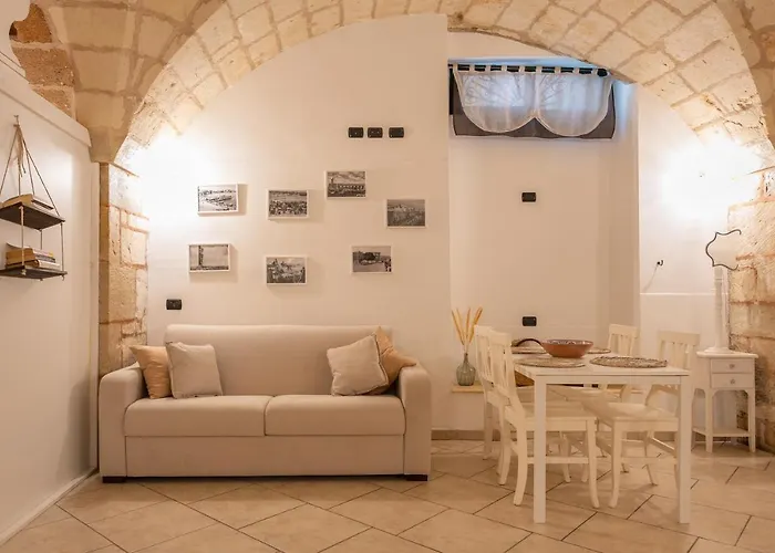 Leondari V Collection